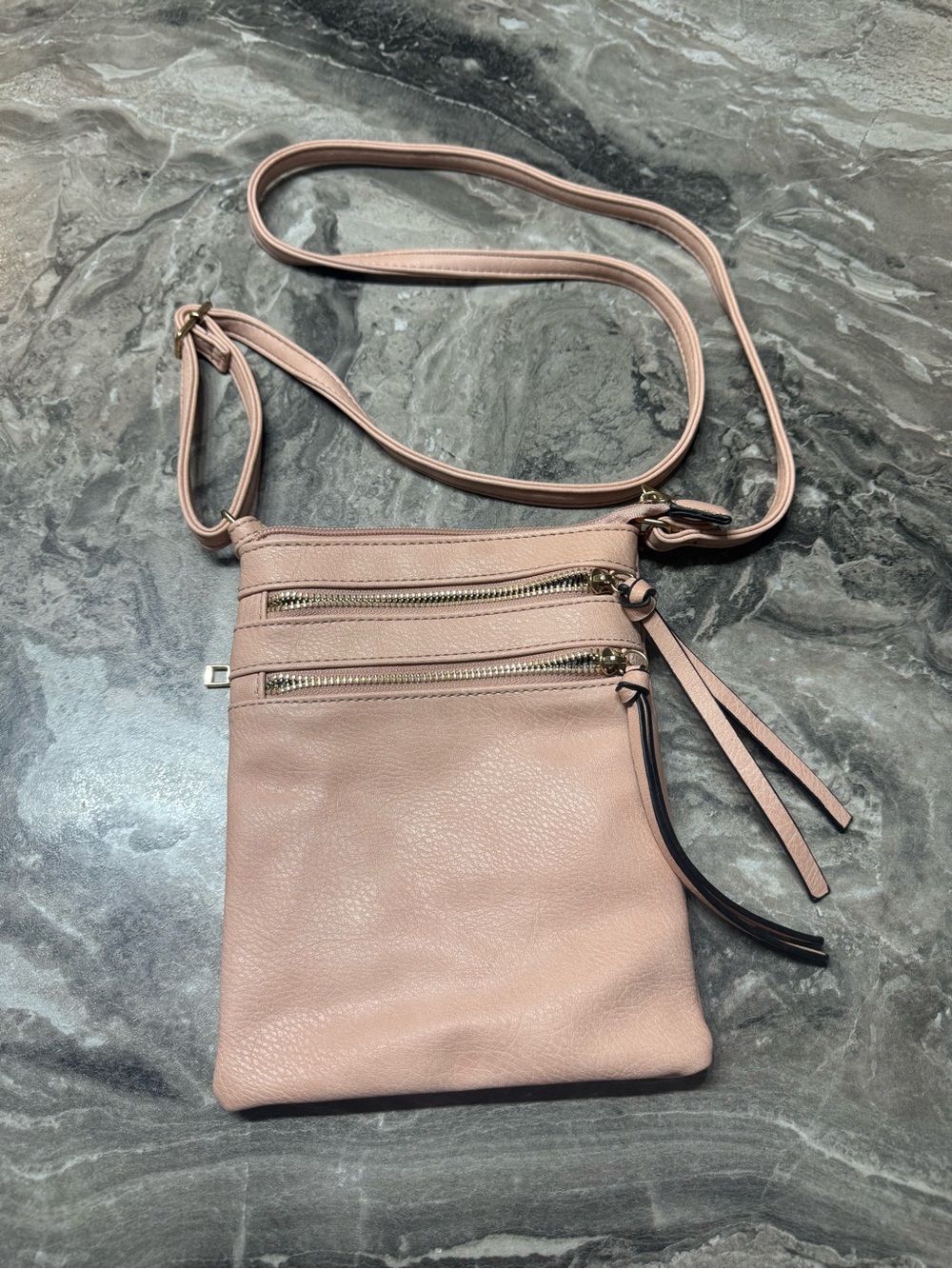 Everyday Crossbody Bag in Blush Pink - Minimal Leather Design
